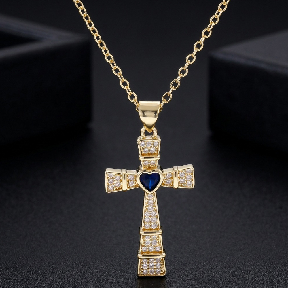Collier pendentif croix en zir - Crystal Choker Necklace avis et prix