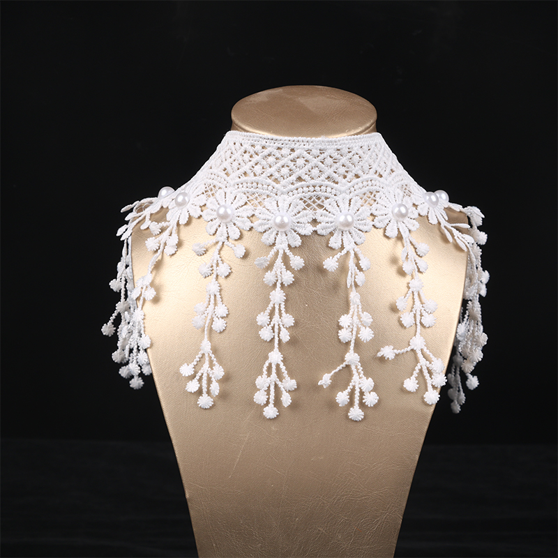 Collier ras du cou en dentelle - Crystal Choker Necklace avis et prix