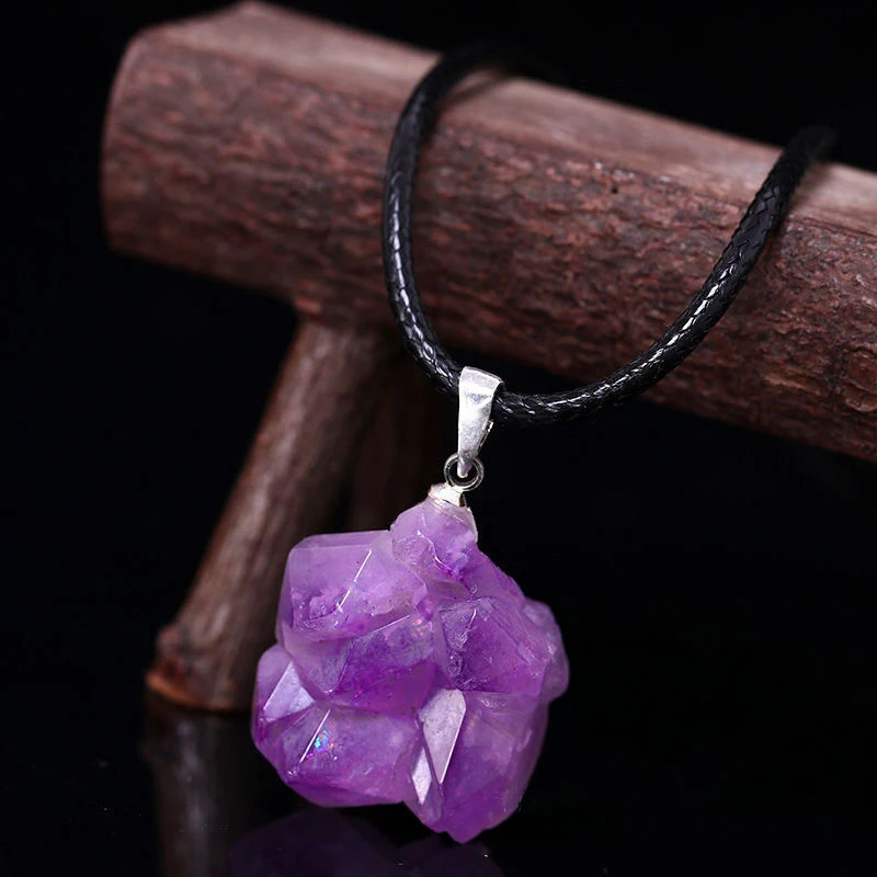 Collier de fleurs d'améthystes - Crystal Choker Necklace avis et prix